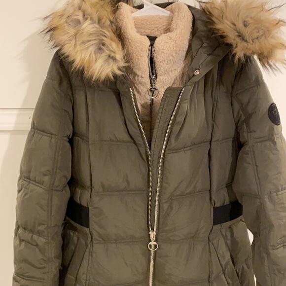 DKNY Fleece Lined Faux Fur Trim Hoo Juniper Large Olive - Picture 2 of 14